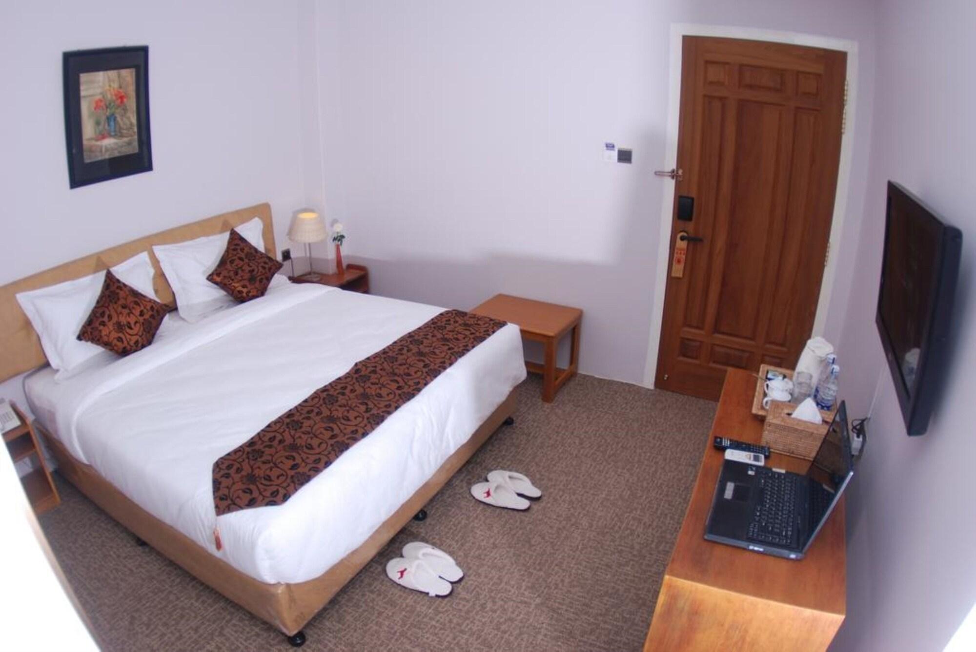 Holiday Hotel Rangum Exterior foto